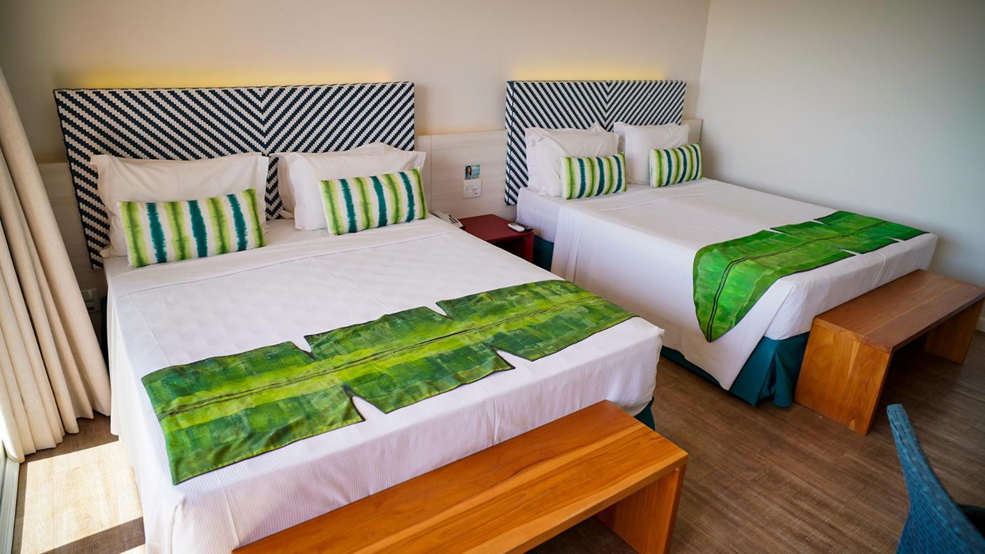 Premier Family Room includes Hot Beach Water Park tickets,1658800285:JPEG